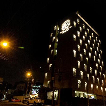 Tierra Viva Trujillo Hotel ภายนอก รูปภาพ