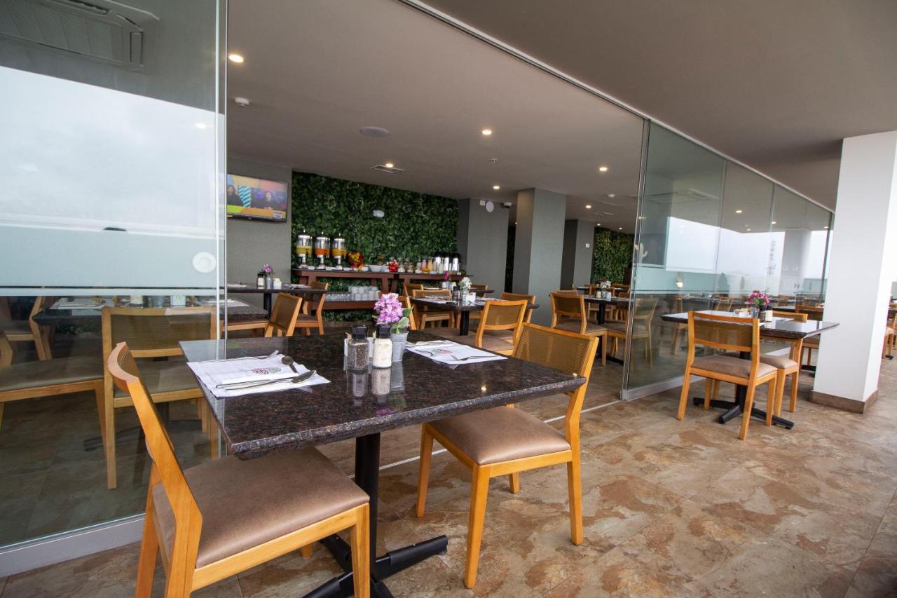 Tierra Viva Trujillo Hotel ภายนอก รูปภาพ